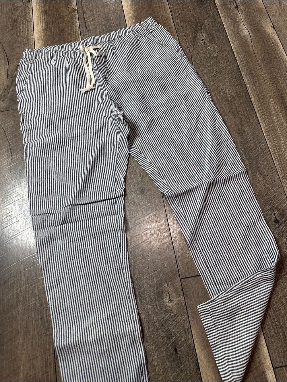 Alex Crane Bo Linen Pants - Picture 2 of 7